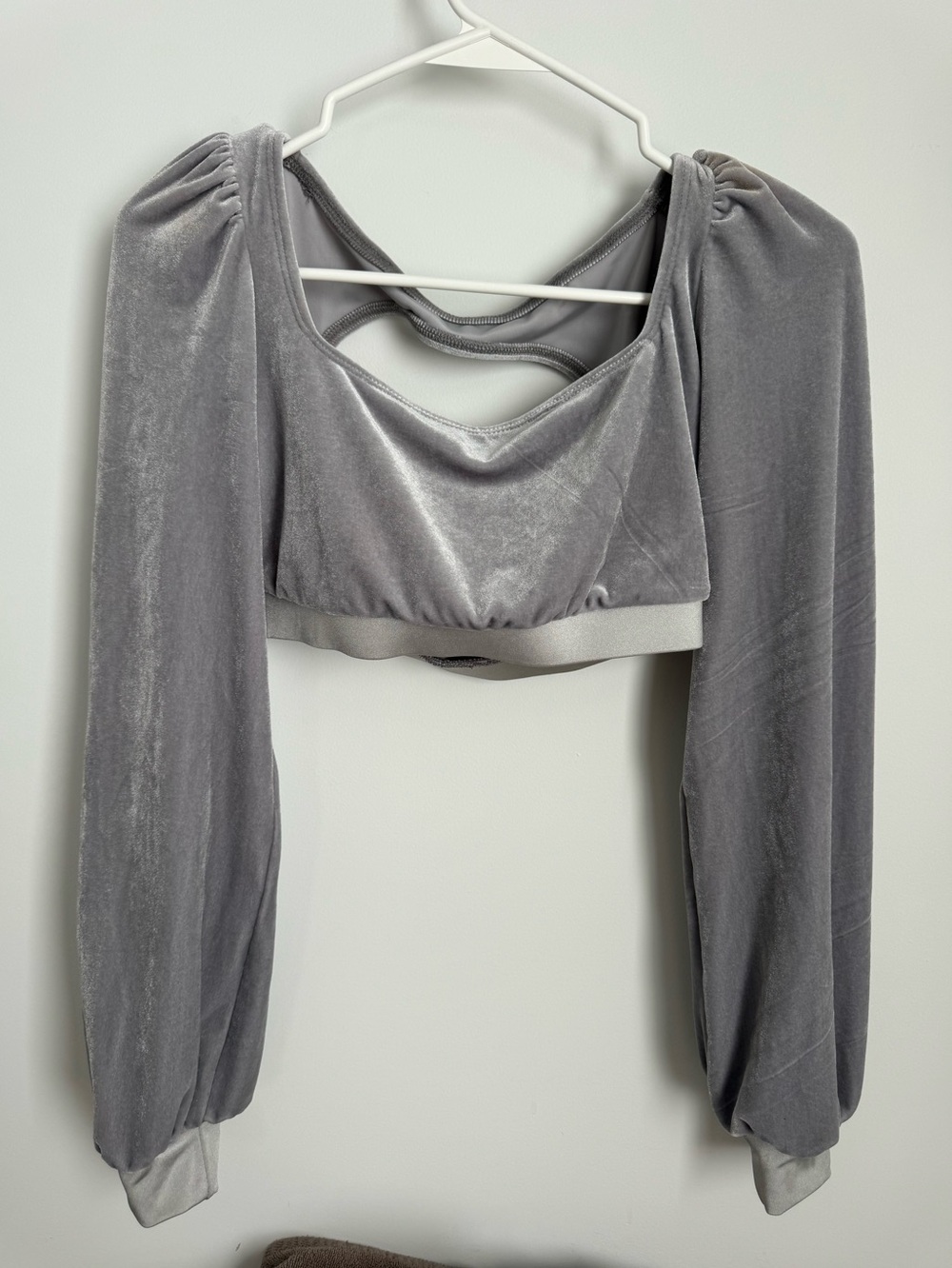 Anna Velvet Dance Crop Top from The Line Up Size XS
